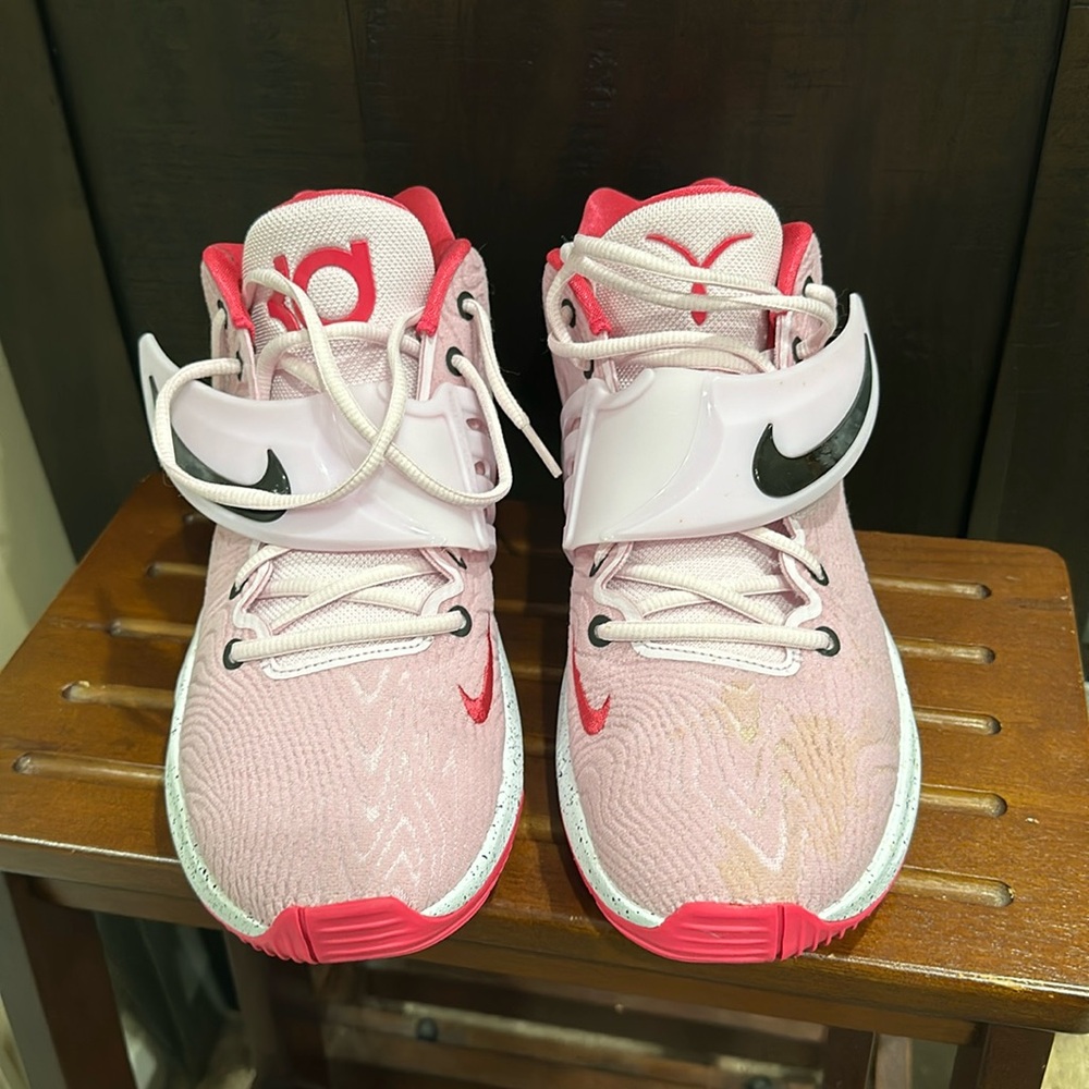 Nike KD Aunt Pearl